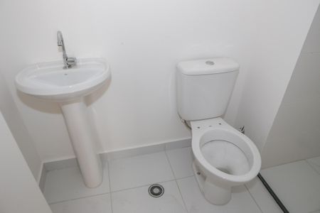 Apartamento para alugar com 32m², 1 quarto e sem vagaBanheiro da Suíte