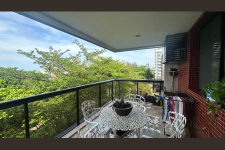 Varanda de apartamento à venda com 4 quartos, 136m² em Barra da Tijuca, Rio de Janeiro