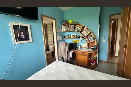 Apartamento à venda com 136m², 4 quartos e 2 vagasSemi suíte 1