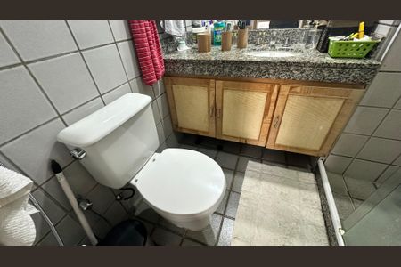 Apartamento à venda com 136m², 4 quartos e 2 vagasBanheiro Suíte 3