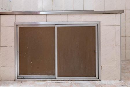 Casa à venda com 70m², 2 quartos e sem vaga Casa à venda com 70m², 2 quartos e sem vagaCozinha - Armários