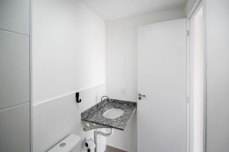 Apartamento para alugar com 42m², 2 quartos e 1 vaga Apartamento para alugar com 42m², 2 quartos e 1 vagaBanheiro Social