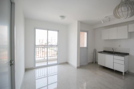 Apartamento para alugar com 42m², 2 quartos e 1 vaga Apartamento para alugar com 42m², 2 quartos e 1 vagaSala/Cozinha