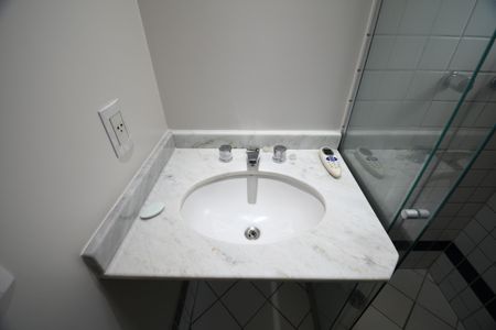 Apartamento à venda com 186m², 3 quartos e 2 vagasBanheiro da Suíte 2