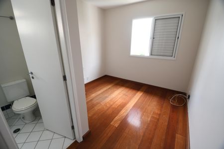 Apartamento à venda com 186m², 3 quartos e 2 vagasSuíte 2