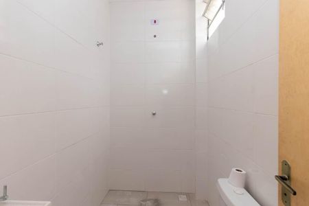 Apartamento para alugar com 56m², 2 quartos e sem vaga Apartamento para alugar com 56m², 2 quartos e sem vagaBanheiro Social