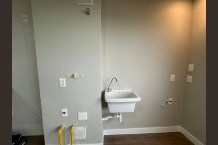 Apartamento para alugar com 58m², 2 quartos e 1 vagaÁrea de Serviço