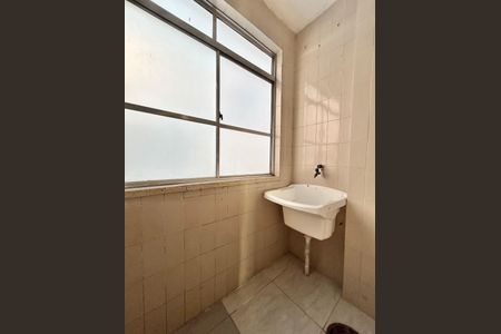 Apartamento para alugar com 69m², 2 quartos e sem vaga Apartamento para alugar com 69m², 2 quartos e sem vagaÁrea de Serviço