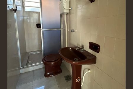 Apartamento para alugar com 69m², 2 quartos e sem vaga Apartamento para alugar com 69m², 2 quartos e sem vagaBanheiro