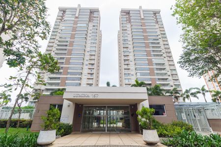 Apartamento à venda com 126m², 3 quartos e 2 vagasFachada