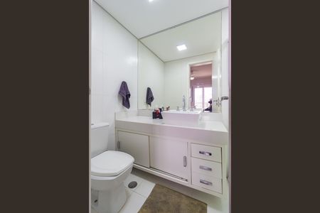 Apartamento à venda com 126m², 3 quartos e 2 vagasBanheiro da Suíte