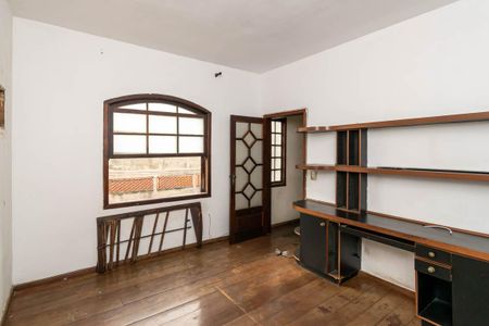 Casa à venda com 280m², 3 quartos e 2 vagasQuarto 2