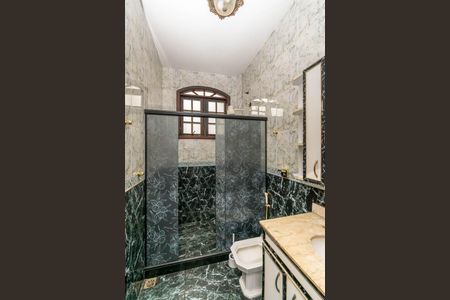 Casa à venda com 280m², 3 quartos e 2 vagasBanheiro 2