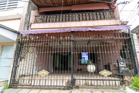 Casa à venda com 280m², 3 quartos e 2 vagasFachada