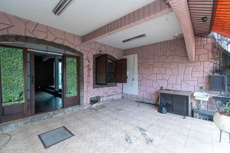 Casa à venda com 280m², 3 quartos e 2 vagasGaragem