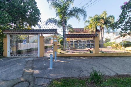 Casa de condomínio à venda com 65m², 2 quartos e 1 vagaFachada
