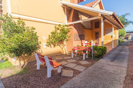 Casa de condomínio à venda com 65m², 2 quartos e 1 vagaÁrea comum