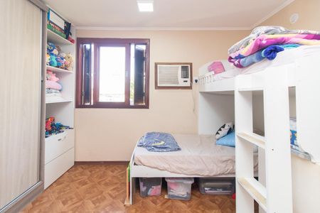 Quarto 1 de casa de condomínio à venda com 2 quartos, 65m² em Ipanema, Porto Alegre