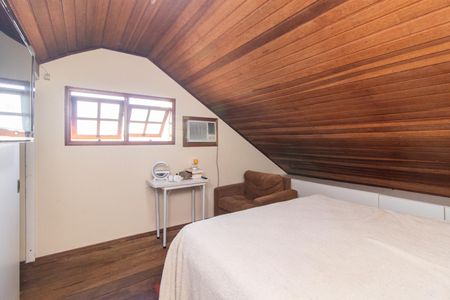 Casa de condomínio à venda com 65m², 2 quartos e 1 vagaBanheiro 2