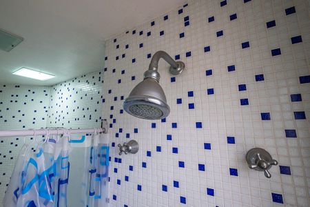 Apartamento à venda com 86m², 3 quartos e 3 vagas Apartamento à venda com 86m², 3 quartos e 3 vagasBanheiro Social