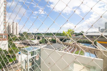 Apartamento à venda com 220m², 3 quartos e 3 vagasVaranda Gourmet - Vista