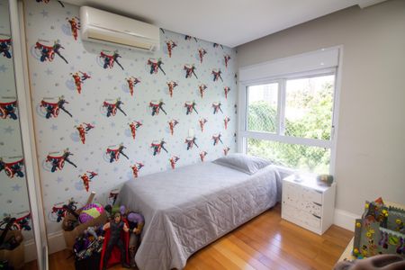 Apartamento à venda com 220m², 3 quartos e 3 vagasSuíte 2