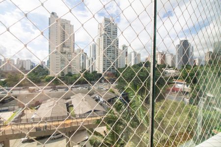 Apartamento à venda com 220m², 3 quartos e 3 vagasVaranda Gourmet - Vista