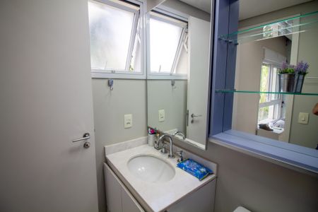 Apartamento à venda com 220m², 3 quartos e 3 vagasBanheiro da Suíte 2