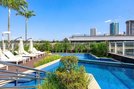 Apartamento à venda com 220m², 3 quartos e 3 vagasÁrea comum - Piscina