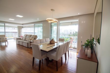Apartamento à venda com 220m², 3 quartos e 3 vagasSala de Jantar