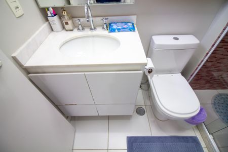 Apartamento à venda com 220m², 3 quartos e 3 vagasBanheiro da Suíte 2