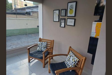 Apartamento à venda com 55m², 2 quartos e 1 vagaFoto 01