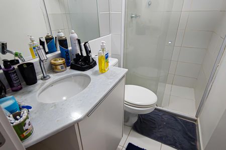 Apartamento à venda com 60m², 2 quartos e 1 vaga Apartamento à venda com 60m², 2 quartos e 1 vagaBanheiro da Suíte