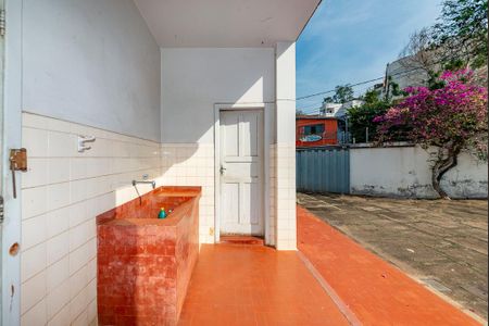 Casa à venda com 400m², 4 quartos e 4 vagas Casa à venda com 400m², 4 quartos e 4 vagasÁrea de Serviço