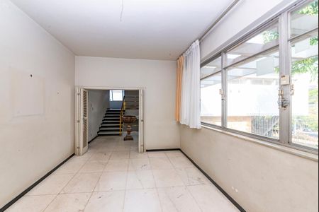 Casa à venda com 400m², 4 quartos e 4 vagas Casa à venda com 400m², 4 quartos e 4 vagasSala 3