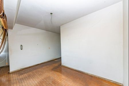 Casa à venda com 400m², 4 quartos e 4 vagas Casa à venda com 400m², 4 quartos e 4 vagasSala 2