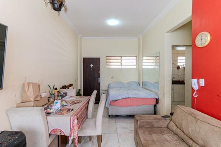 Apartamento à venda com 76m², 2 quartos e sem vagaSala