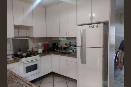 Casa à venda com 2 quartos, 250m² em Santo Amaro, São Paulo