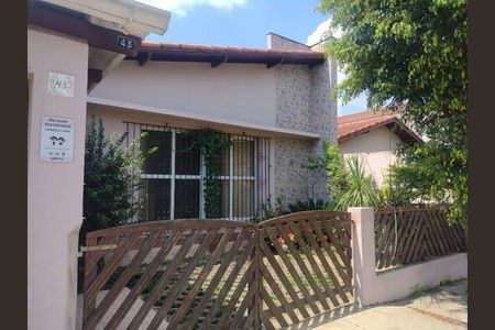 Casa à venda com 2 quartos, 250m² em Santo Amaro, São Paulo