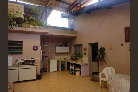 Casa à venda com 2 quartos, 250m² em Santo Amaro, São Paulo