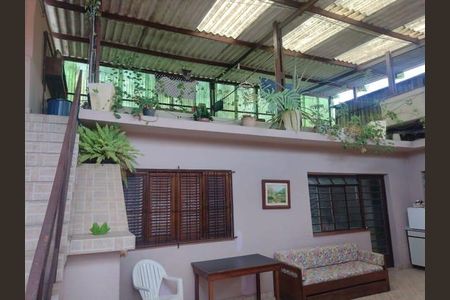 Casa à venda com 2 quartos, 250m² em Santo Amaro, São Paulo