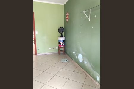 Casa à venda com 4 quartos, 252m² em Vila das Merces, São Paulo