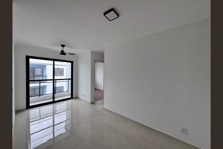 Sala de apartamento para alugar com 2 quartos, 48m² em Recreio dos Bandeirantes, Rio de Janeiro