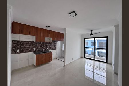 Sala de apartamento para alugar com 2 quartos, 48m² em Recreio dos Bandeirantes, Rio de Janeiro