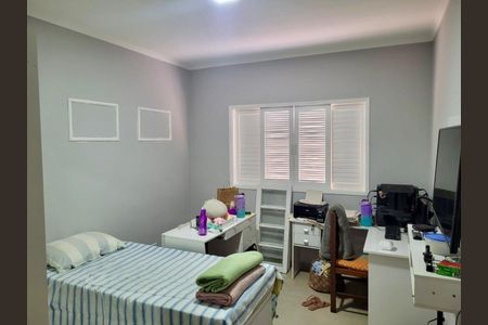 Casa à venda com 3 quartos, 180m² em Vila Pauliceia, São Paulo