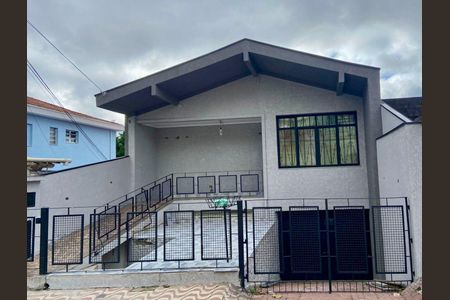 Casa à venda com 3 quartos, 180m² em Vila Pauliceia, São Paulo