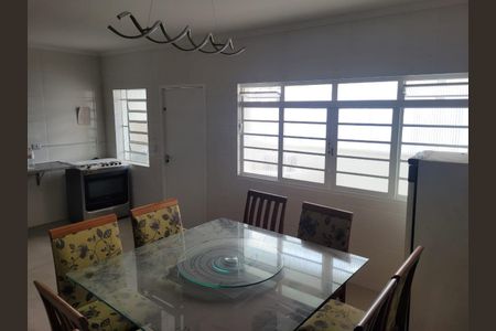 Casa à venda com 3 quartos, 180m² em Vila Pauliceia, São Paulo