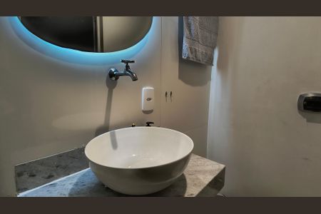 Apartamento à venda com 180m², 5 quartos e 2 vagasBanheiro Social