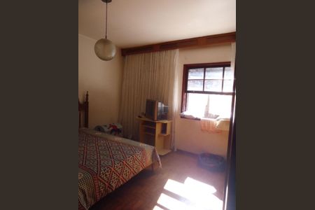 Casa à venda com 4 quartos, 200m² em Cidade Ademar, São Paulo