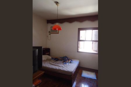 Casa à venda com 4 quartos, 200m² em Cidade Ademar, São Paulo